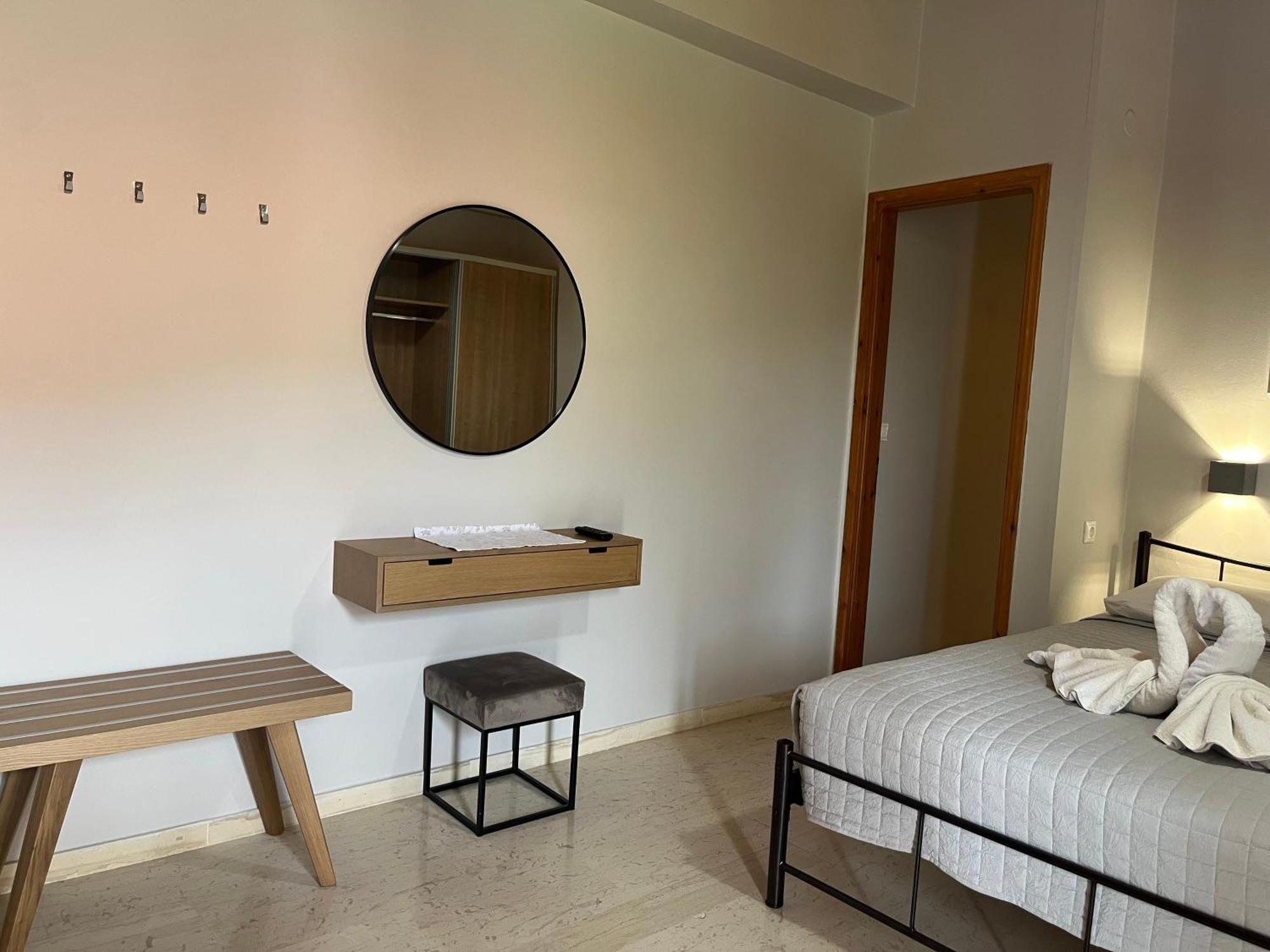 George Studios Vasiliki  Bilik gambar