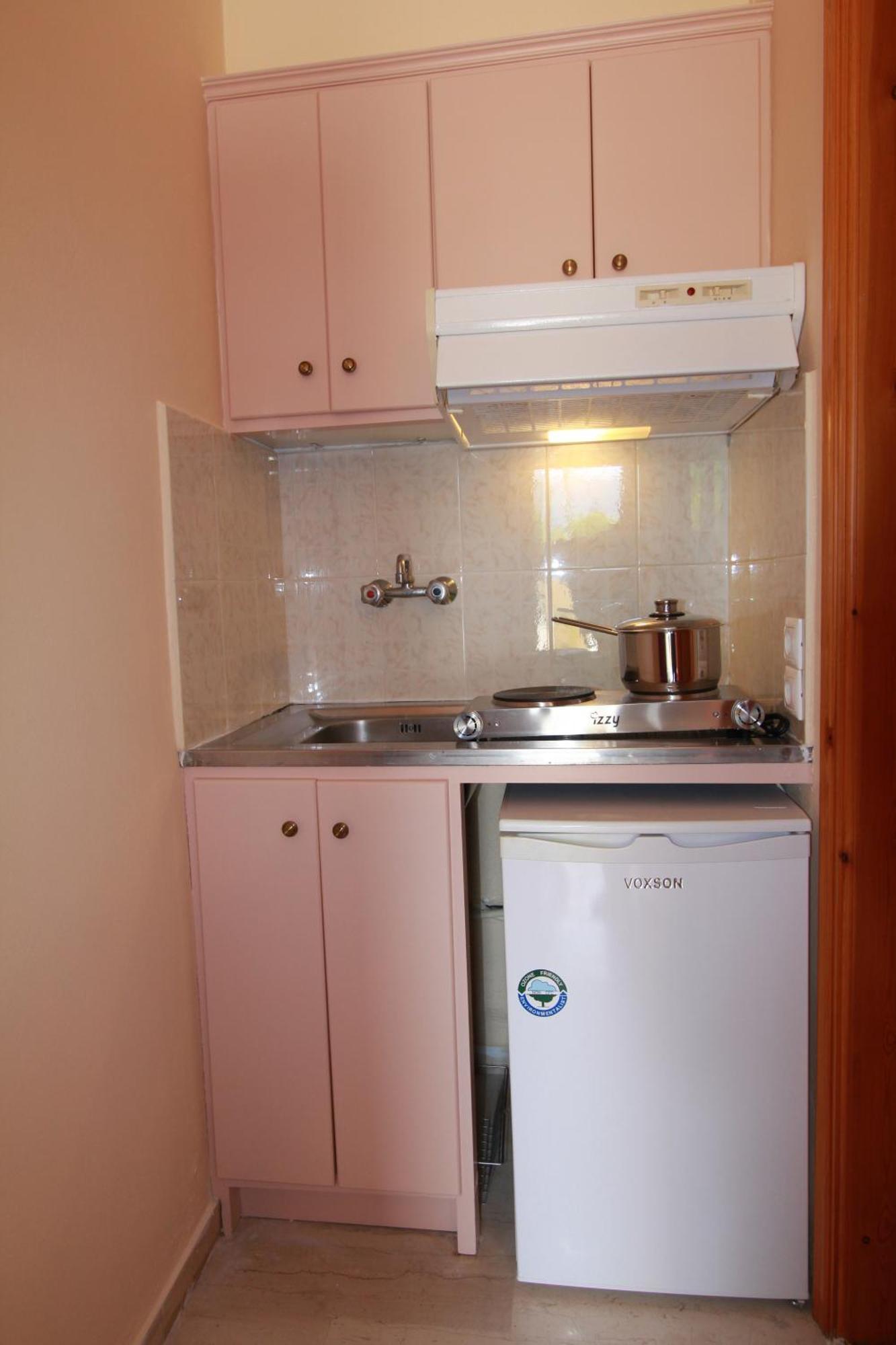George Studios Vasiliki  Bilik gambar