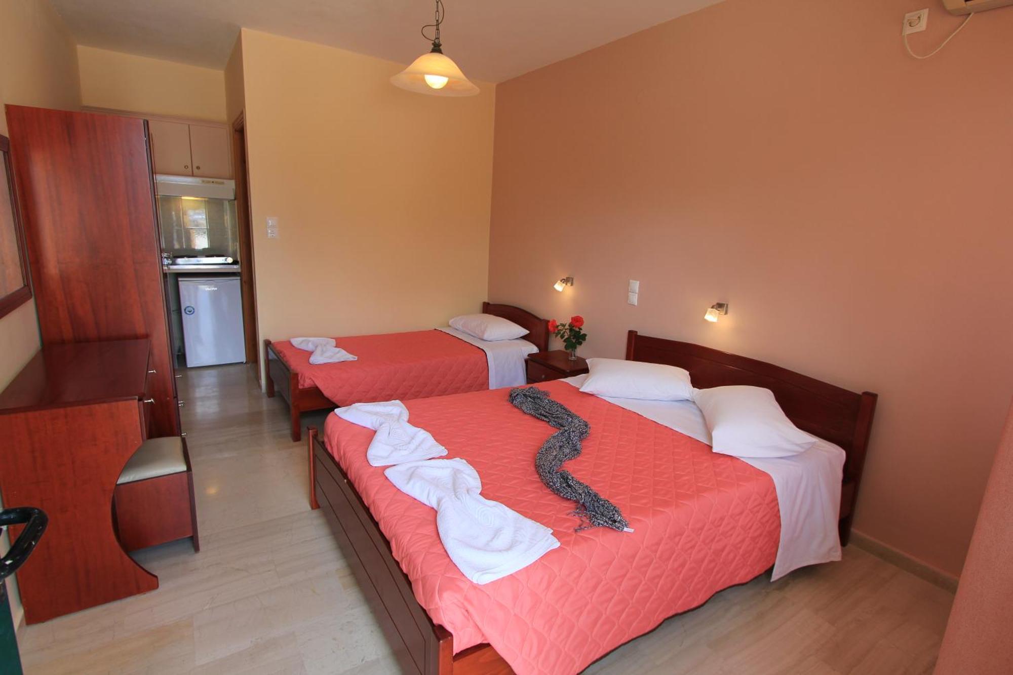 George Studios Vasiliki  Bilik gambar